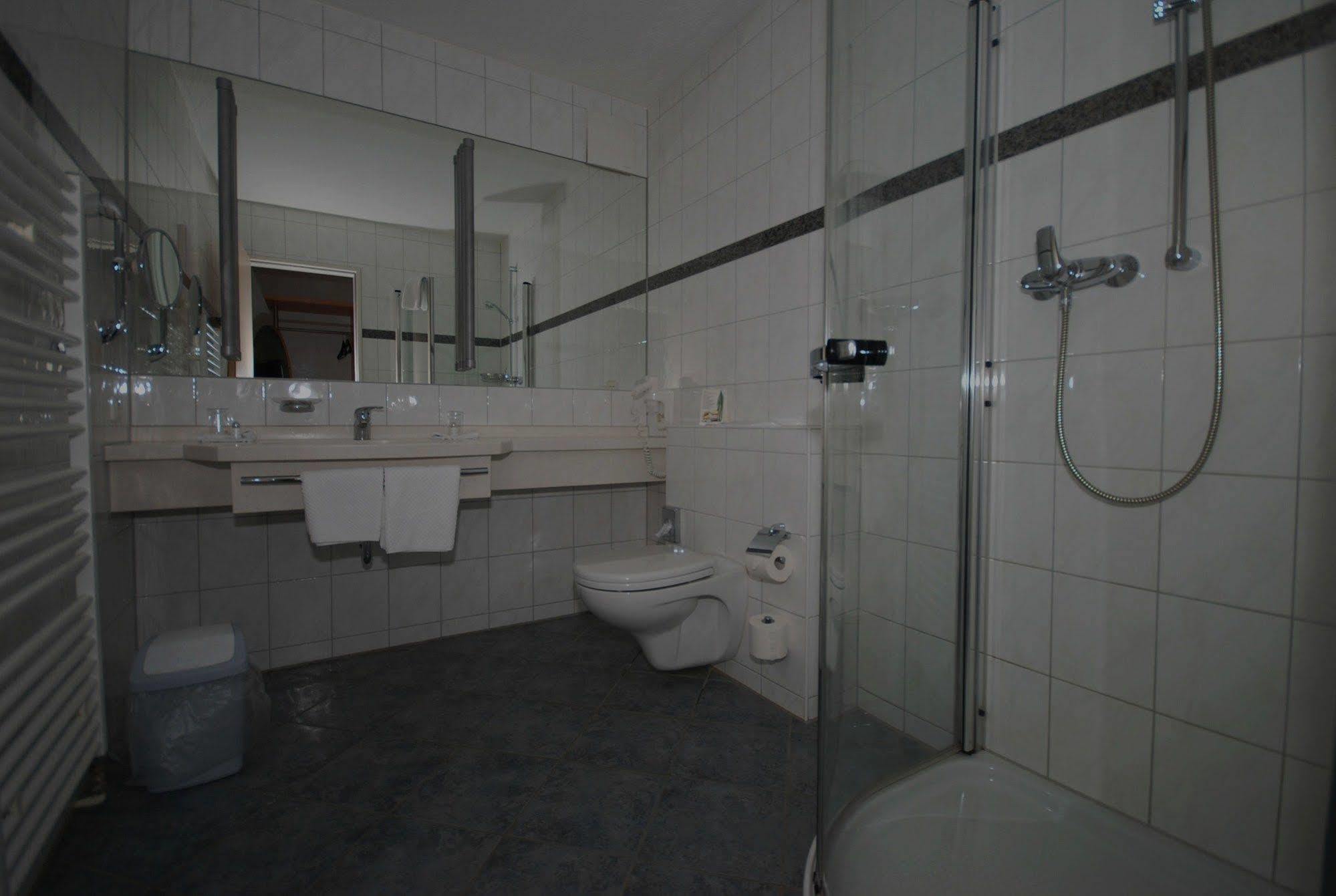 Etzhorner Krug Hotel Oldenburg Ngoại thất bức ảnh